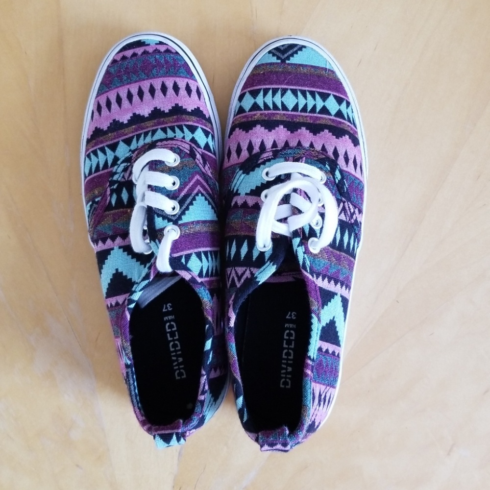H&M COLORFUL SNEAKERS